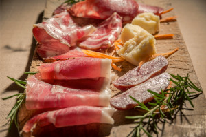 prosciutto, lonza e formaggi